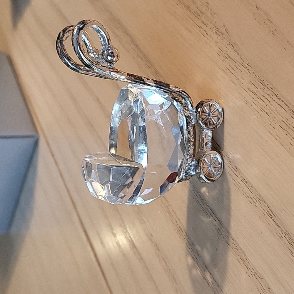 Crystal baby carriage
